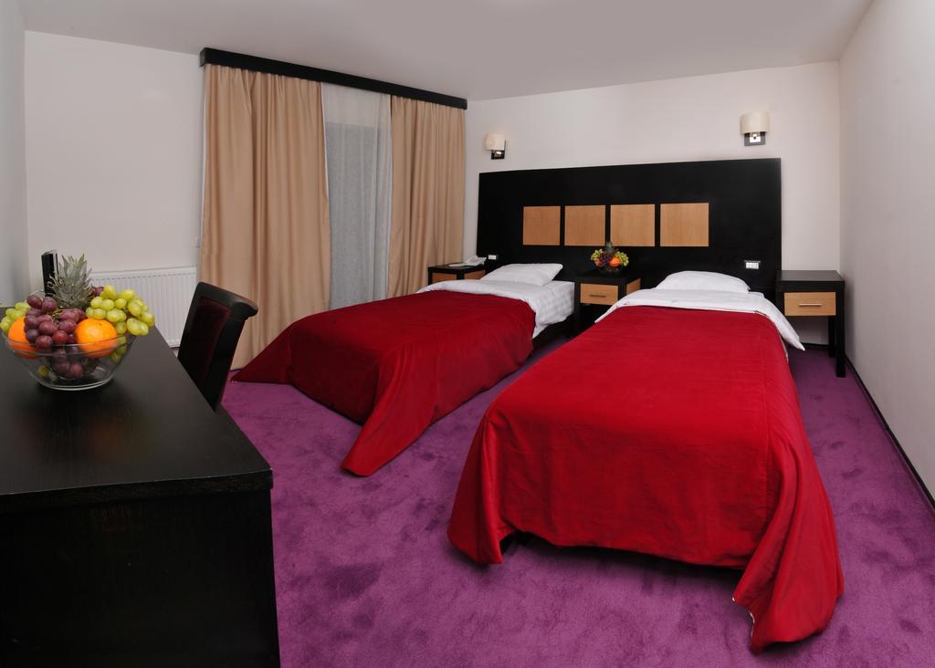 Hotel Toacabellevue Gura Humorului Exteriör bild