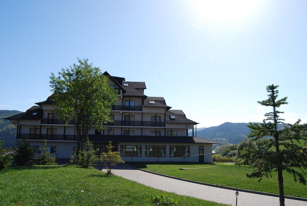 Hotel Toacabellevue Gura Humorului Exteriör bild