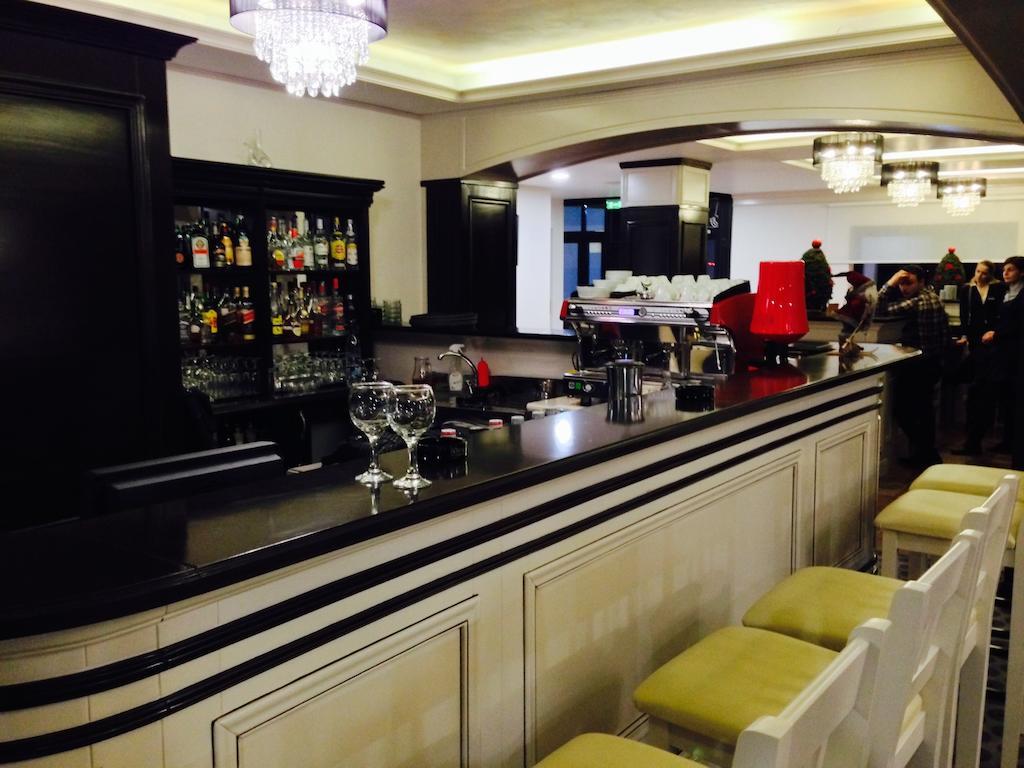 Hotel Toacabellevue Gura Humorului Exteriör bild